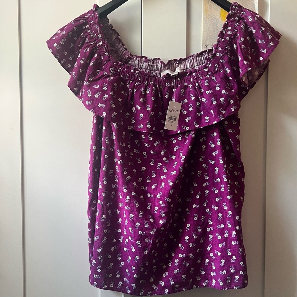 LOFT Purple Ruffled Sleeveless Blouse